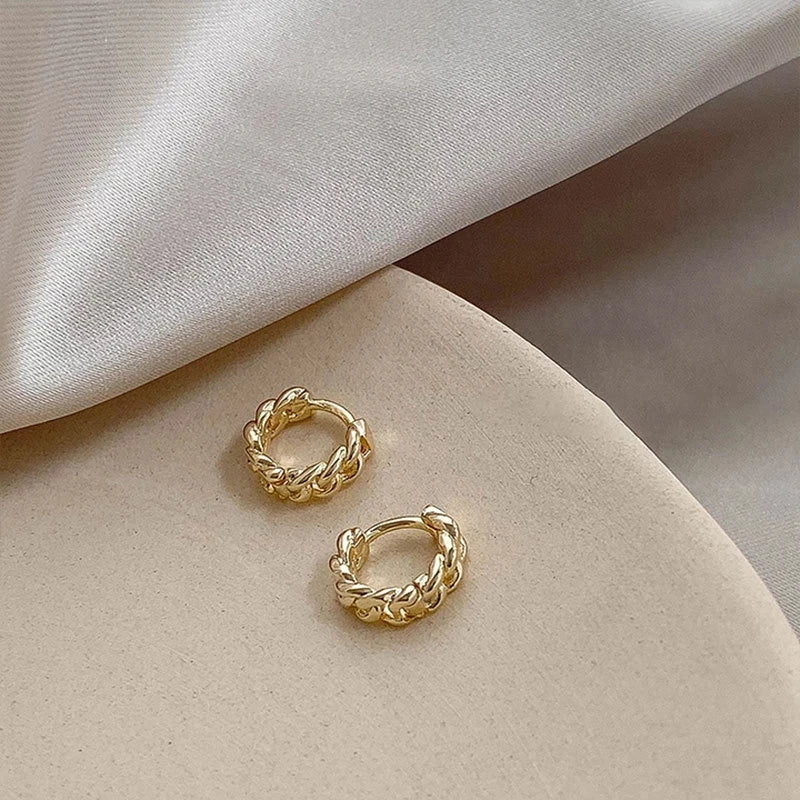 European Small Mobius Ring Stud Earrings Women 2021 Minimalist Metal Twisted Piercing Korean Fashion Jewelry