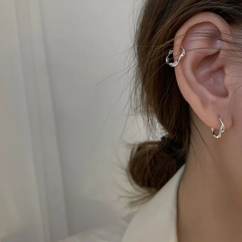 European Small Mobius Ring Stud Earrings Women 2021 Minimalist Metal Twisted Piercing Korean Fashion Jewelry