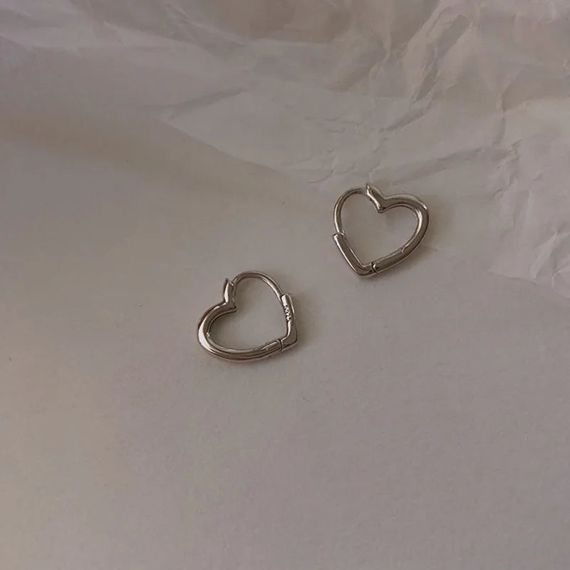 European Small Mobius Ring Stud Earrings Women 2021 Minimalist Metal Twisted Piercing Korean Fashion Jewelry