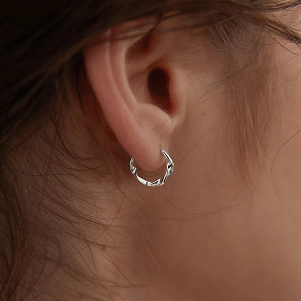 European Small Mobius Ring Stud Earrings Women 2021 Minimalist Metal Twisted Piercing Korean Fashion Jewelry
