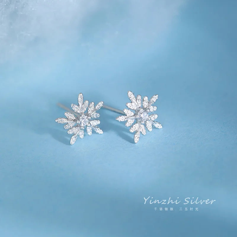 925 Sterling Silver Korean Version Simple Snowflake Stud Earrings Women Crystal Light Luxury Jewelry Gift