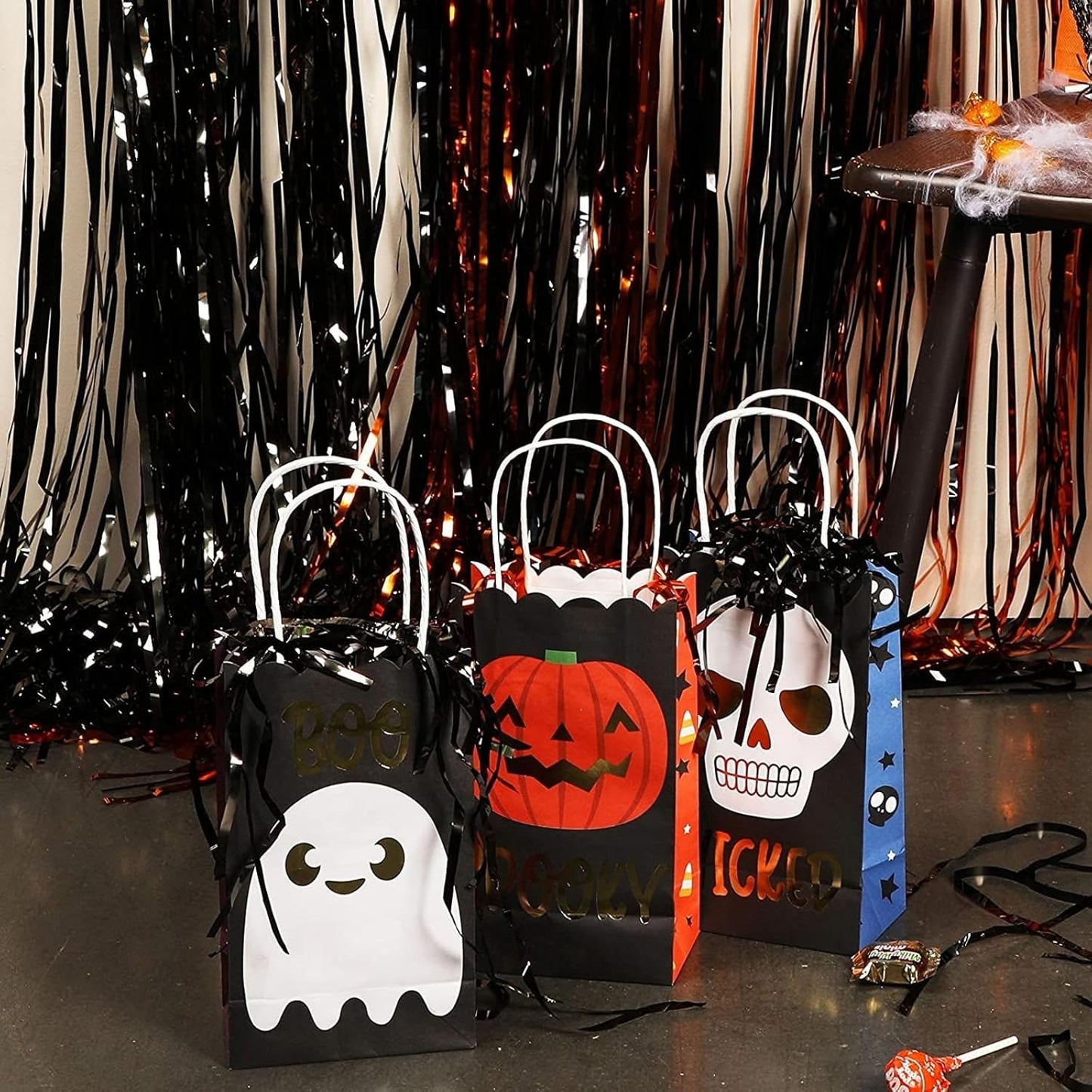24 Pack Halloween Paper Goodie Bags with Handles for Kids Trick or Treat Candy Gift, Party Favor Supplies, 4 Designs - Gift Bag - Party Supply